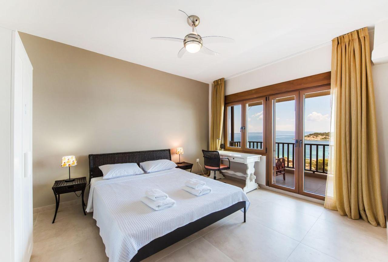 Nereus & Oceanus Beachfront Apartments, Lagonisi Beach #Feelslikehome Ormos Panagias Extérieur photo