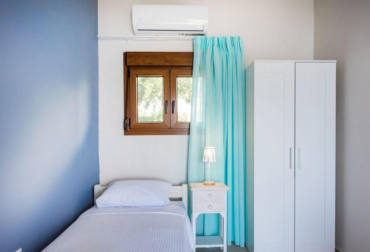 Nereus & Oceanus Beachfront Apartments, Lagonisi Beach #Feelslikehome Ormos Panagias Extérieur photo